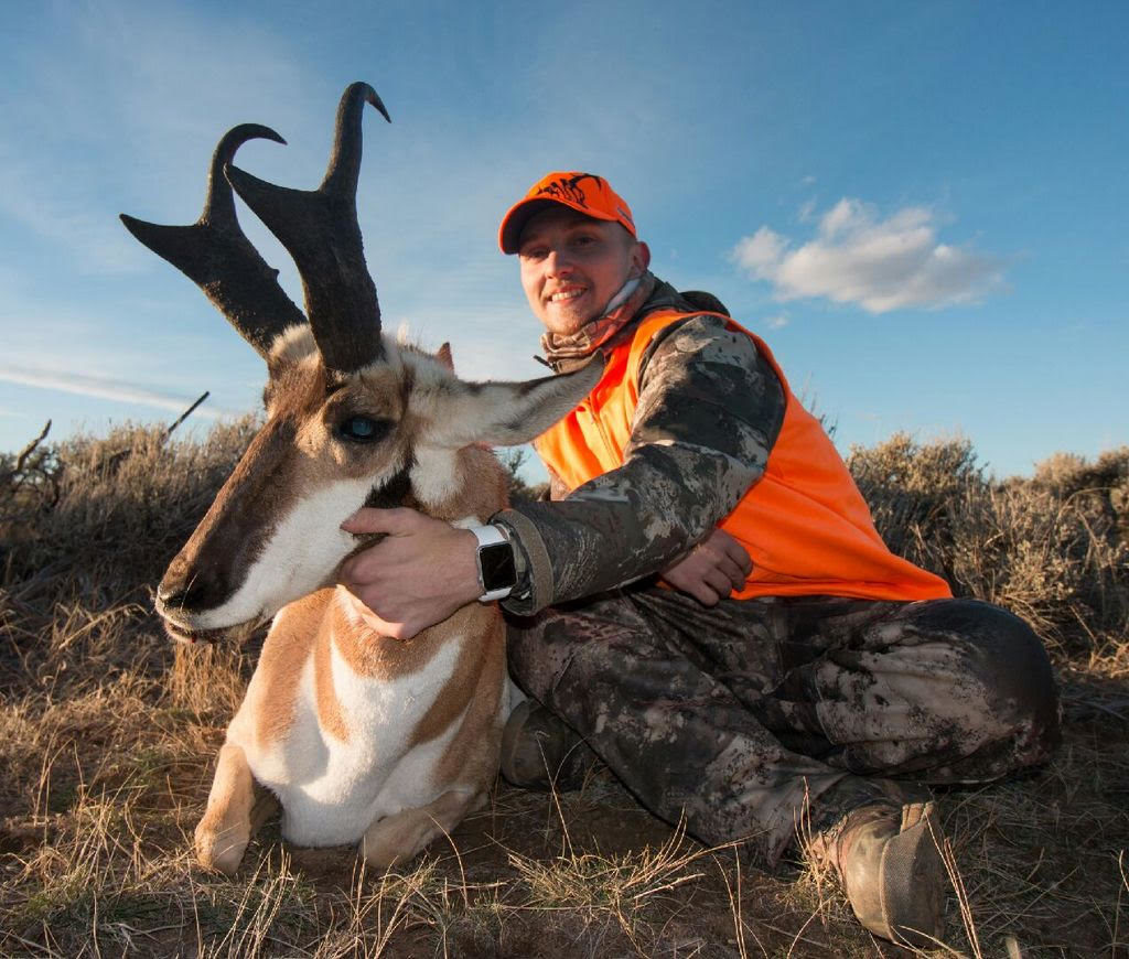 Guided hunt for pronghorn in Colorado